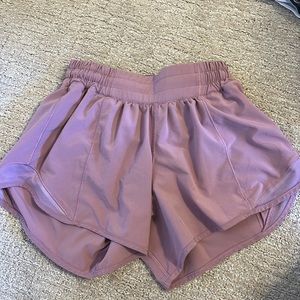 Lululemon Hotty Hot low-rise lined shorts tall 2